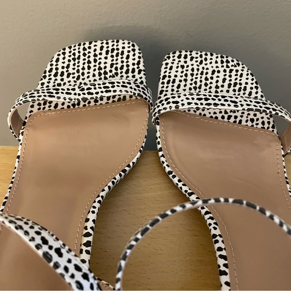 Maurice’s Domination Black & White Patterned Block Heels Size 9.5 - Picture 13 of 16